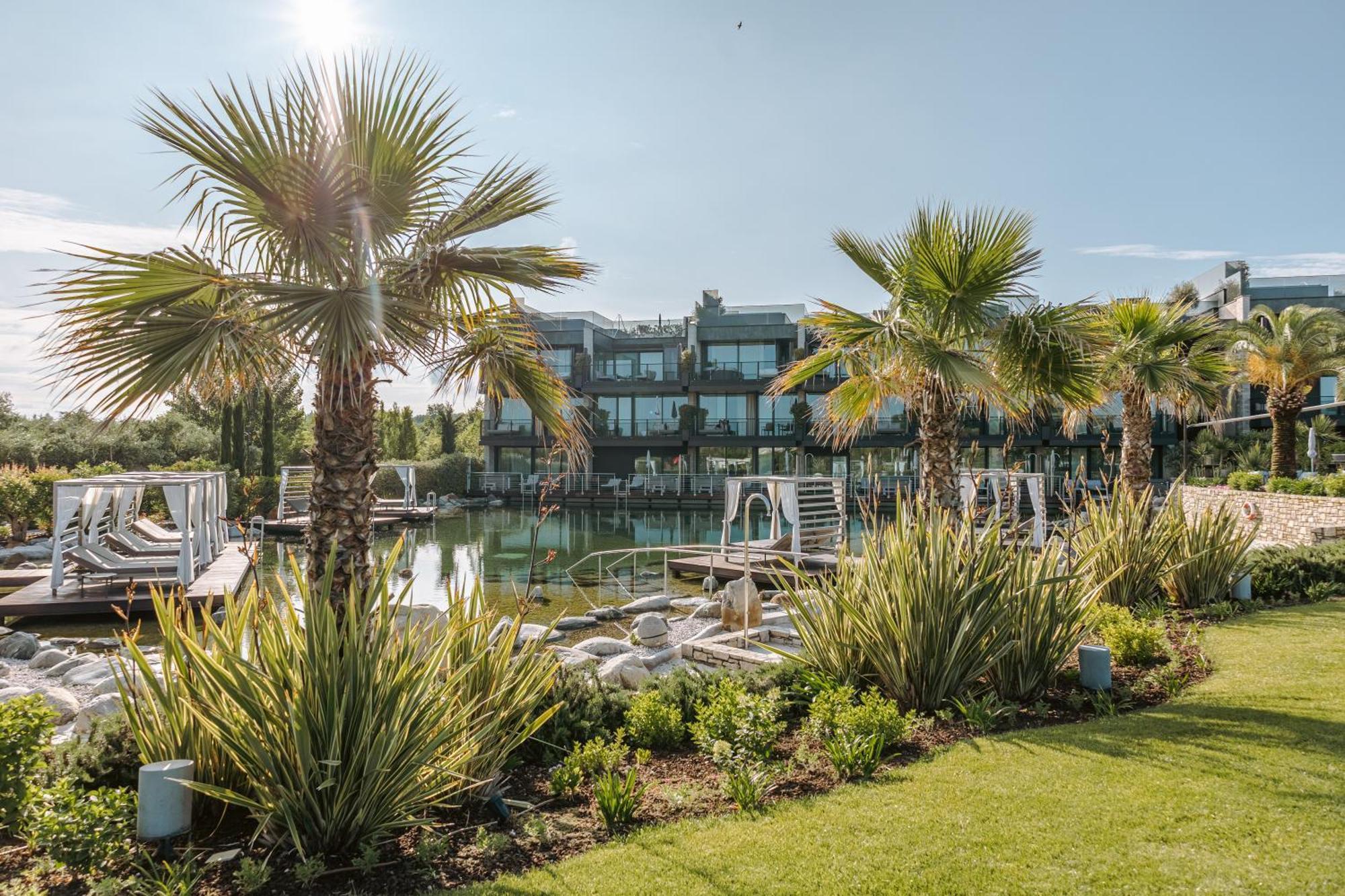 Quellenhof Luxury Resort Lazise Exterior photo